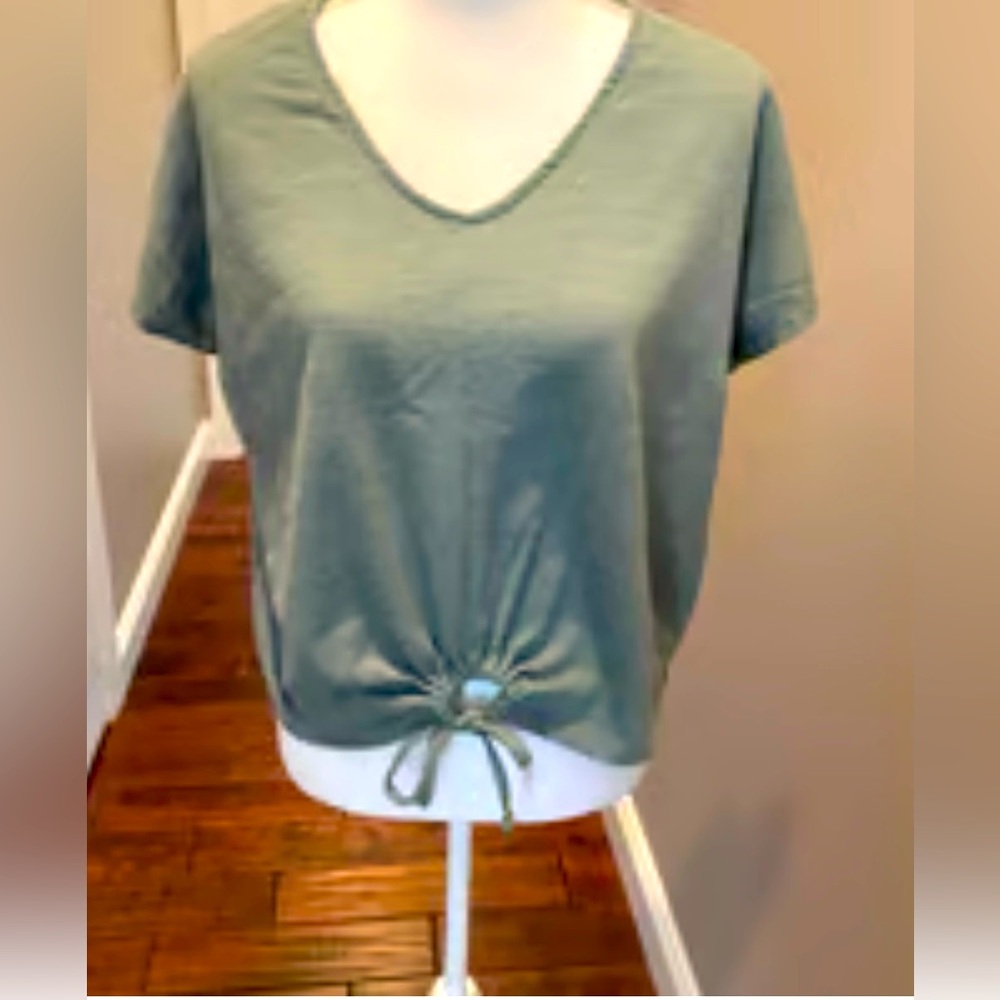 Mudd ladies top